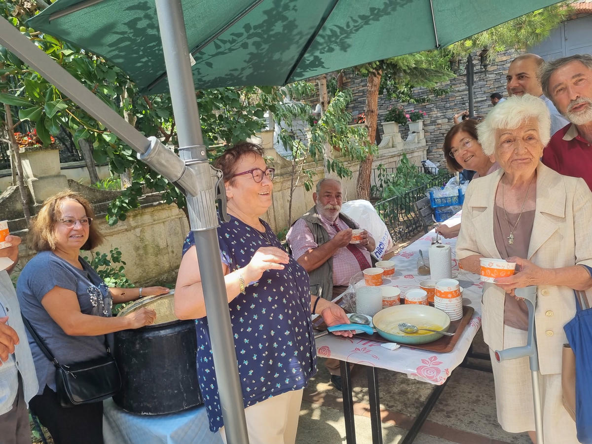 Աստուածածնի Տաղաւարը Պոլսոյ եկեղեցիներու մէջ